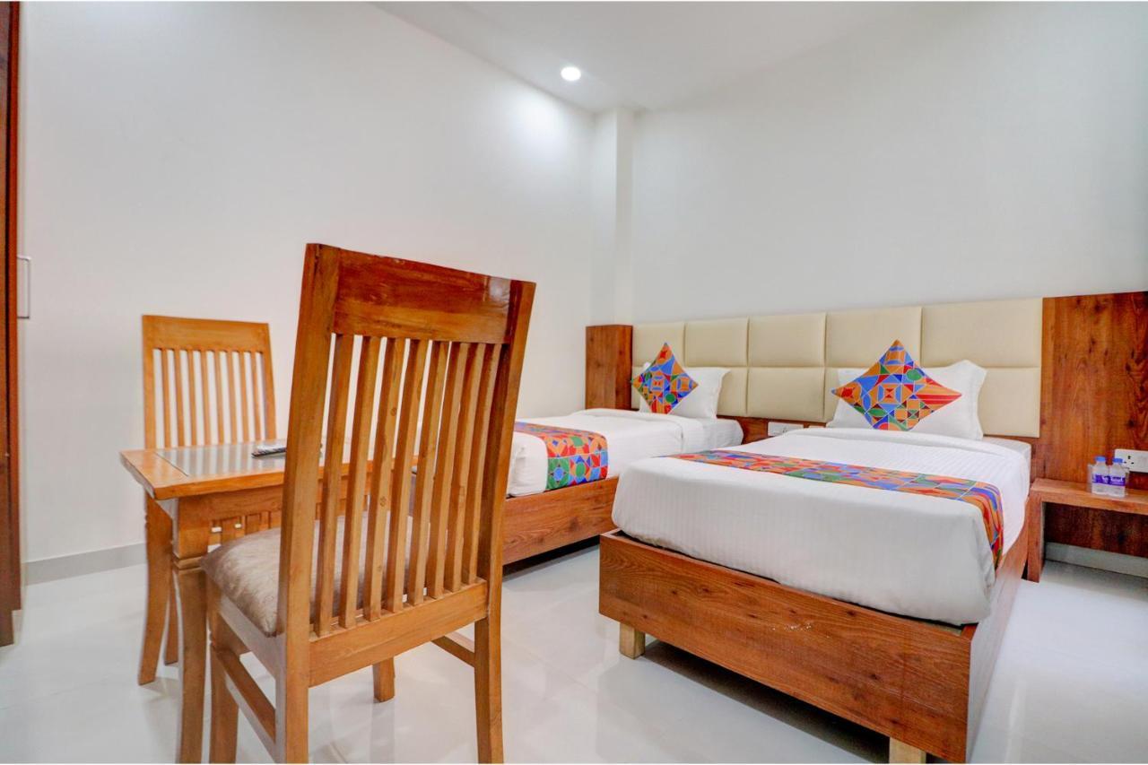 Fabexpress The Regalia Inn Lucknow Ngoại thất bức ảnh